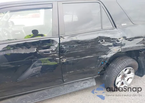 2018 Toyota 4Runner Sr5 Premium z USA, uszkodzony, nr VIN JTEBU5JR4J5506809